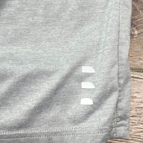 RLX Ralph Lauren Mens Gray Performance Wicking T-Shirt Medium - Picture 10 of 10